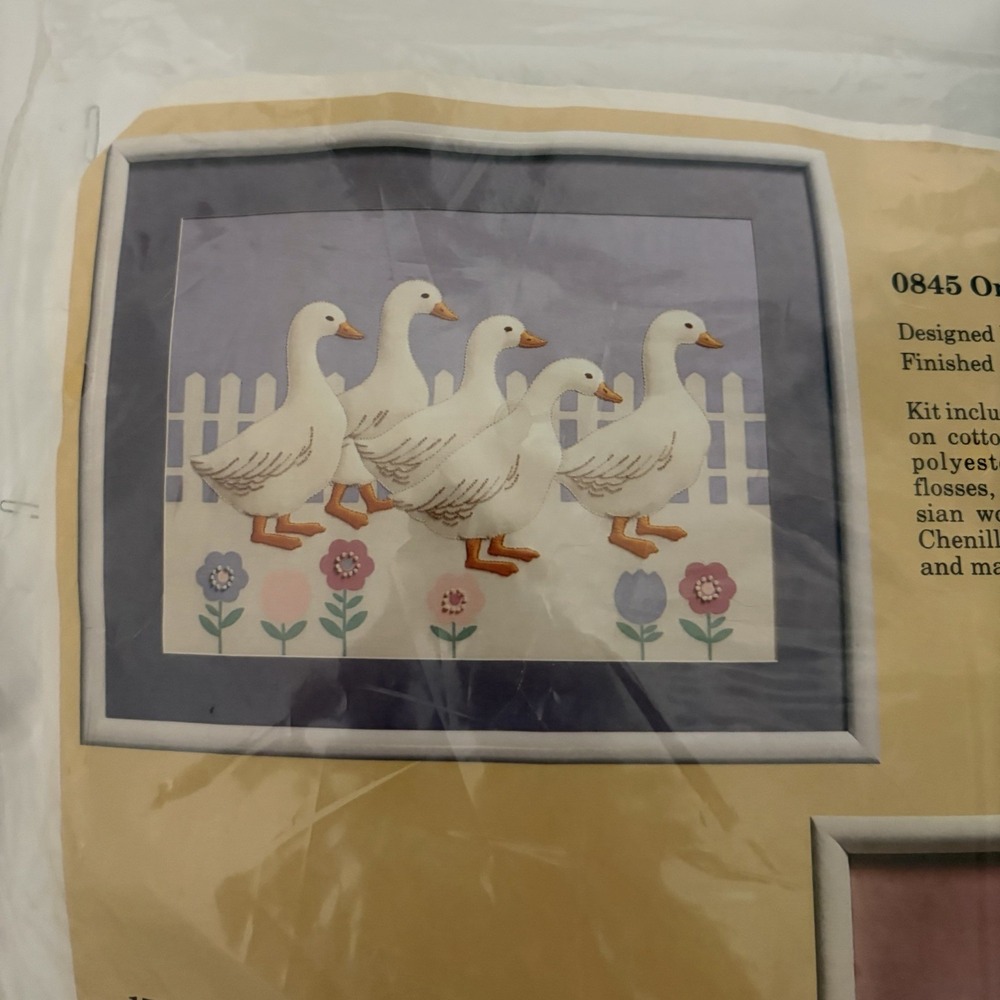 On Parade Geese Candlewicking Embroidery Kit #0845 The Creative Circle 1986 New